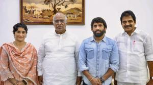 IN PHOTOS: Vinesh Phogat and Bajrang Punia join Congress ahead of Haryana polls