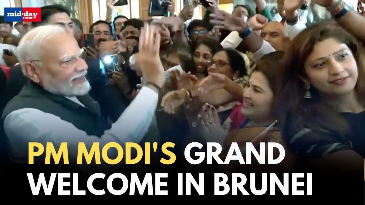 PM Modi lands in Brunei, gets a grand welcome from Indian diaspora