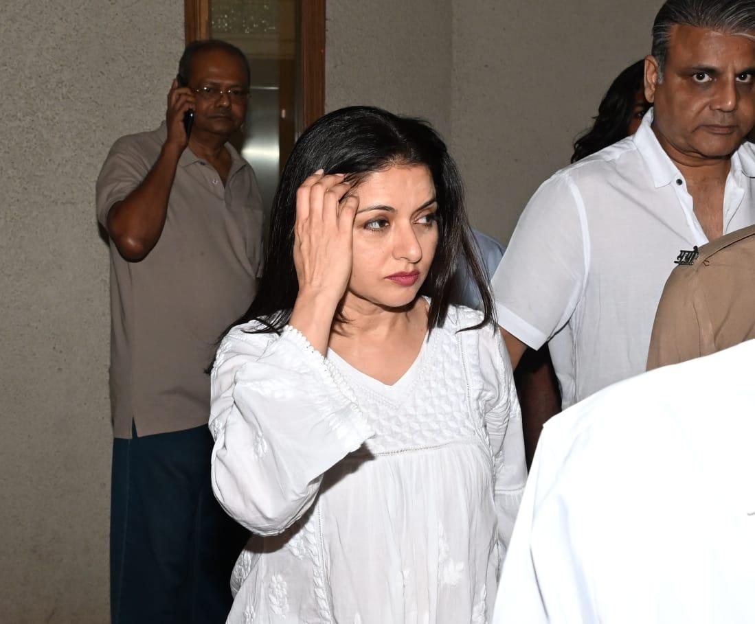 Bhagyashree reached the actor's residence soon after the news of Manoj Kumar's demise came out