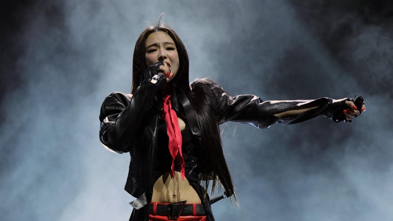 It was not only BLACKPINK's Lisa but also Jennie who performed at the Outdoor Theatre during the festival on April 20. The singer mesmerised the audience and gave a heartfelt tribute to her mother during the performance