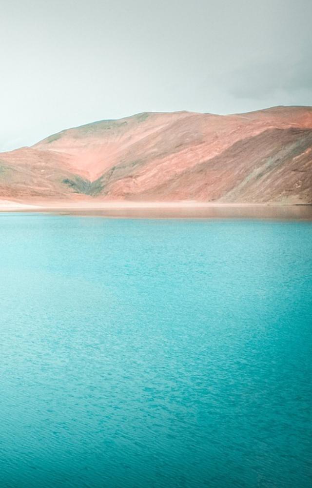 In summer months, the pleasant weather in Ladakh is suitable for outdoor activities like sight-seeing, trekking, etc.