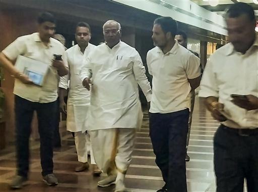 DMK MP Tiruchi Siva condemned the terrorist attack in strong terms and urged the government to take constructive action to prevent similar incidents in the future. Siva highlighted the importance of supporting concrete measures to combat terrorism, stressing that words alone are not enough to address the threat.