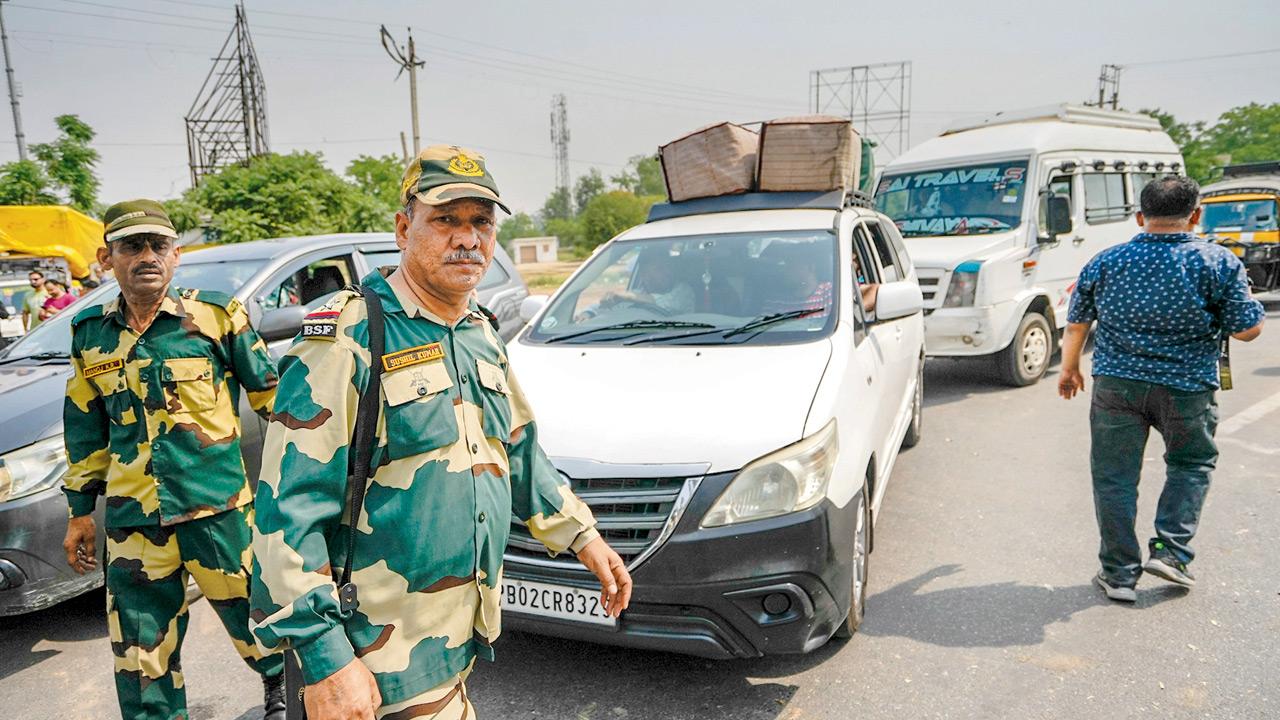 Security personnel at the border checkpost. Pics/PTI