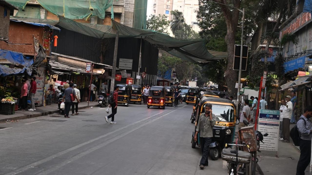 Mumbai: 3-year-old girl mowed down by BEST Wetlease bus in Borivali