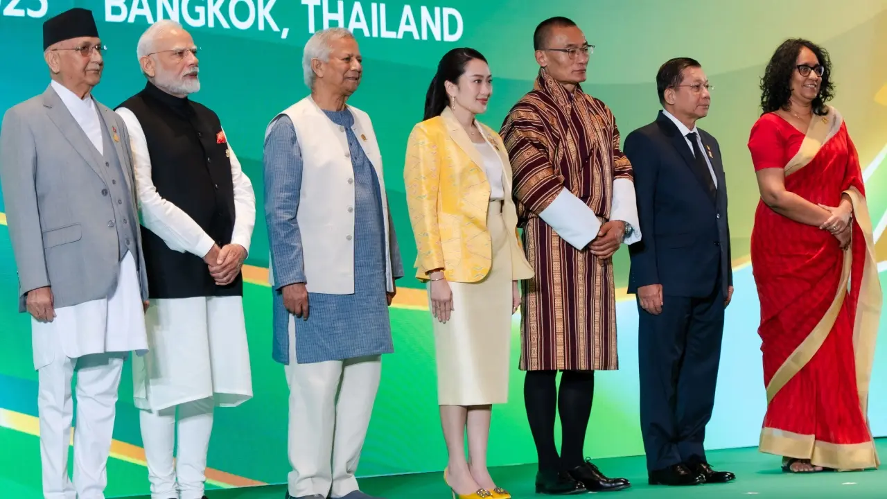 Addressing the sixth BIMSTEC Summit, the Prime Minister also proposed to set up a BIMSTEC Chamber of Commerce, organise annual business summits and explore promoting trade in local currencies within the region