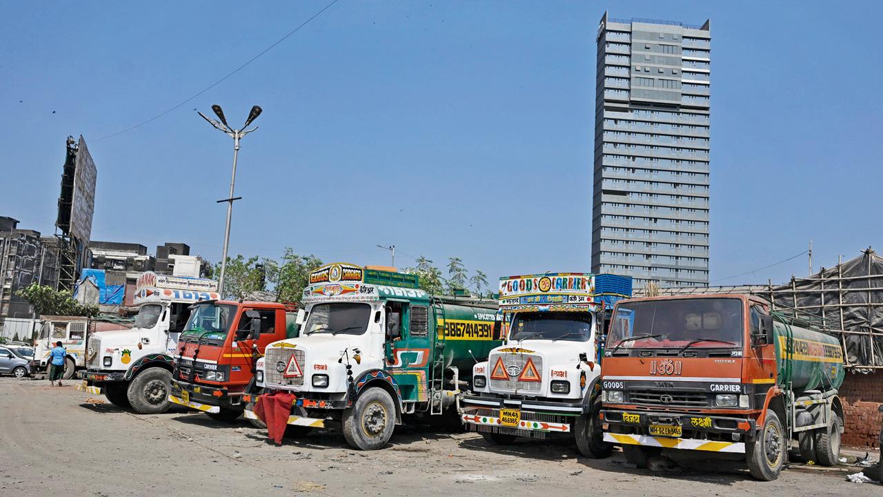 Unoccupied water tankers at a filling station near Mahim beach amid the standoff between the BMC and tanker lobby. Pic/Ashish Raje