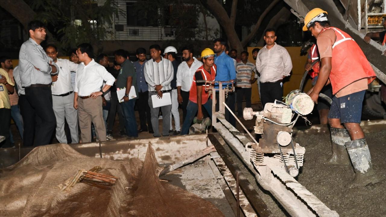 IN PHOTOS: BMC officials conduct late-night inspection of road works in Mumbai