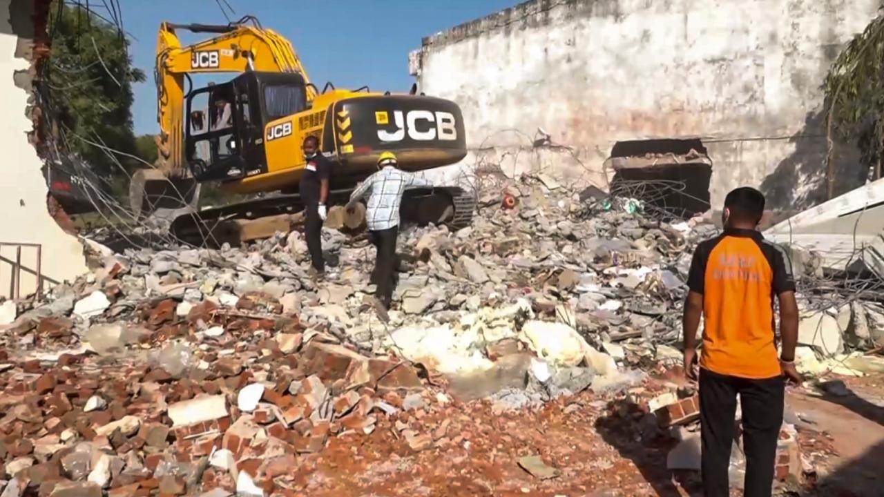 Madhya Pradesh Chief Minister Mohan Yadav also announced Rs 50,000 to the injured and Rs 2 Lakh ex-gratia to the families of the workers killed in the firecracker factory fire in Gujarat's Banaskantha district