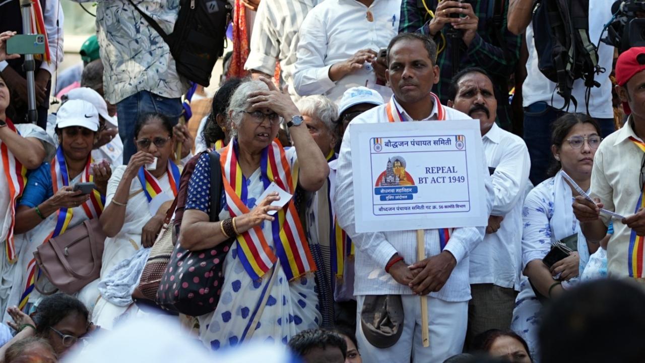 The protestors voiced their opposition to the Bodh Gaya Temple Act of 1949, demanding the cancellation of the law. Pics/Dweep Bane