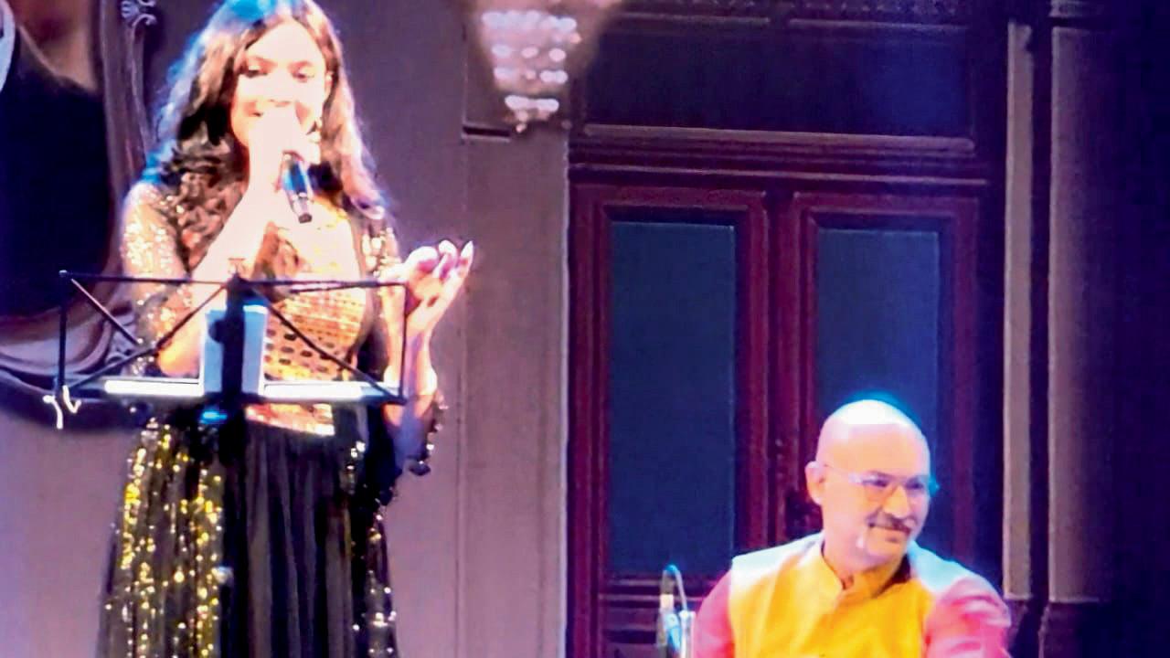 Kamlesh Bhadkamkar and Shraddha Vaidya at a previous performance. Pic Courtesy/Mandar vaidya
