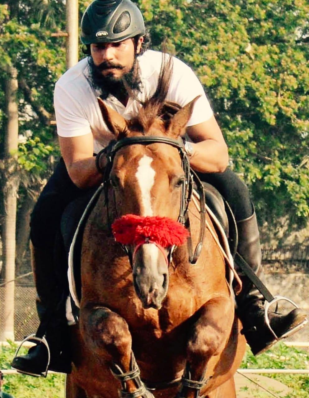 Randeep Hooda’s indomitable spirit is truly inspiring. Despite suffering a fatal injury, he has made a remarkable comeback to horse riding and polo