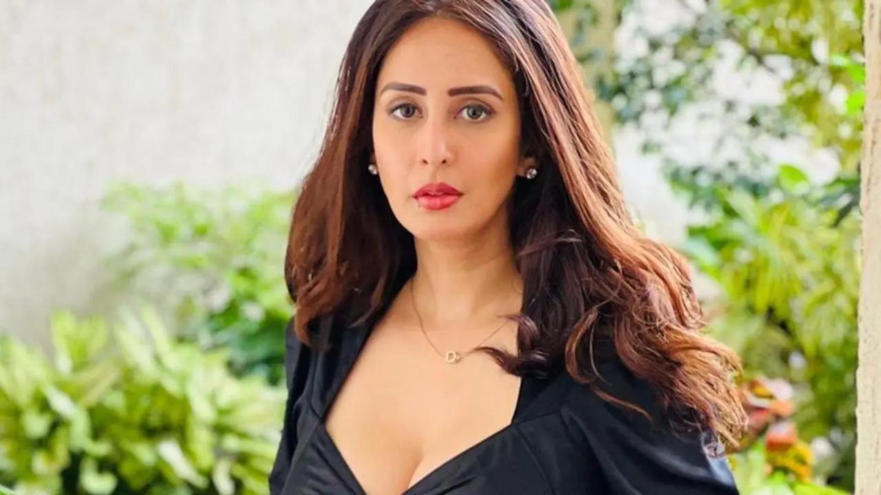 Chahatt Khanna recalled harrowing incident of being molested by elderly man and shared, 