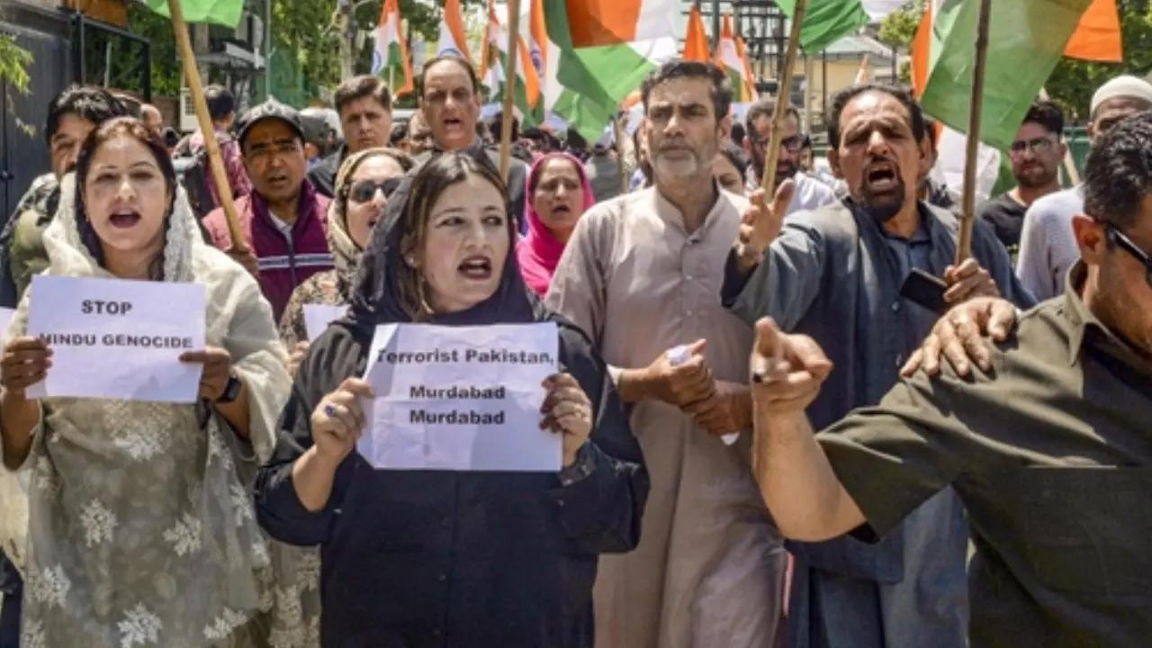 Pahalgam attack: Supporters gather at Indian High Commission in UK