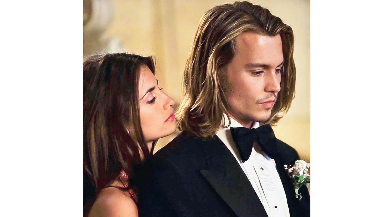 A still from Blow