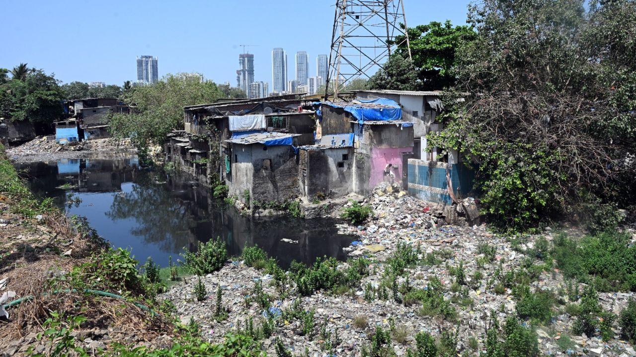 IN PHOTOS: Construction debris and plastic waste clog drain in Kandivali