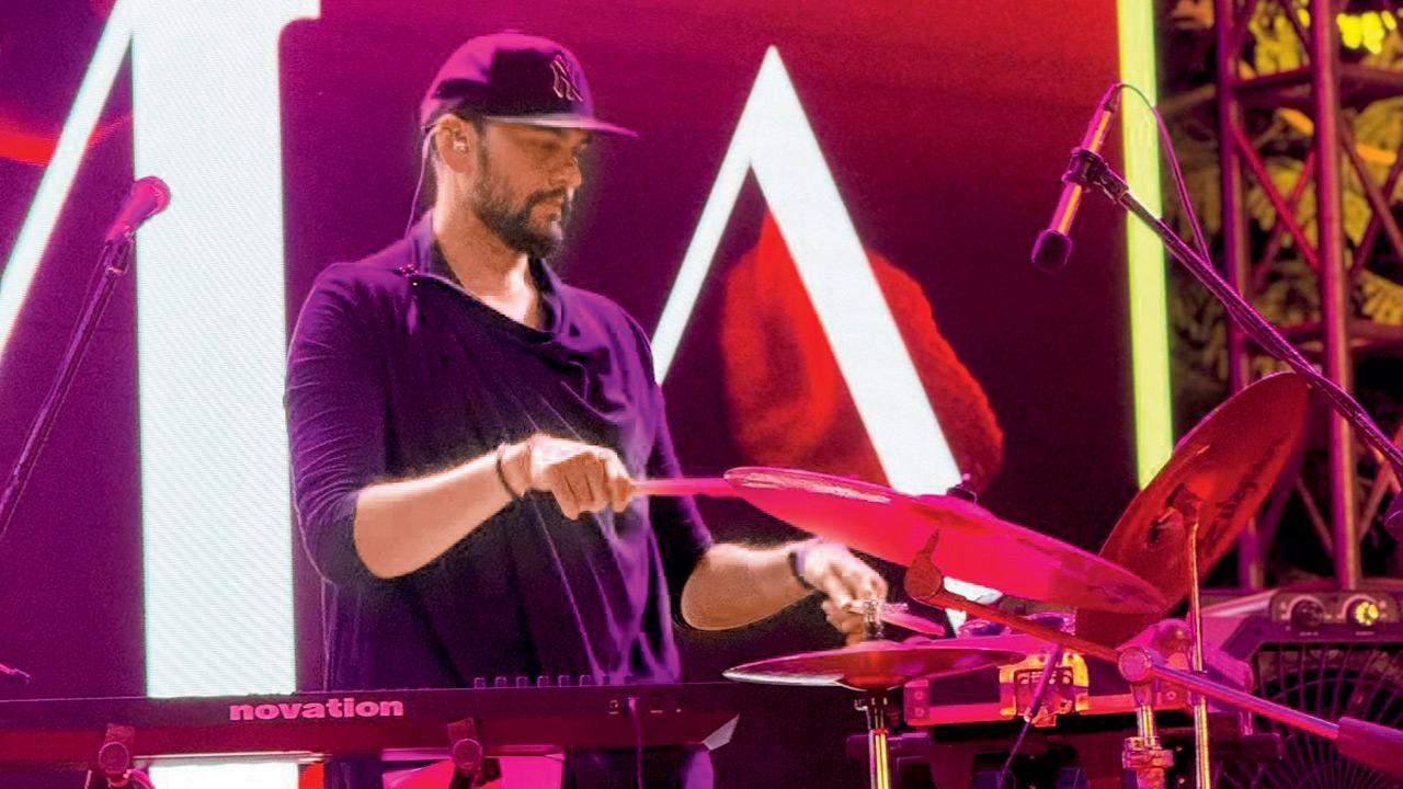 Karan Jhaveri, who goes by the stage name Tallz, believes that music from the ’80s and ’90s had more soul primarily because composers back then weren’t trying to replicate tried and tested formulas of virality—they were telling their own stories. PIC COURTESY/Karan Jhaveri