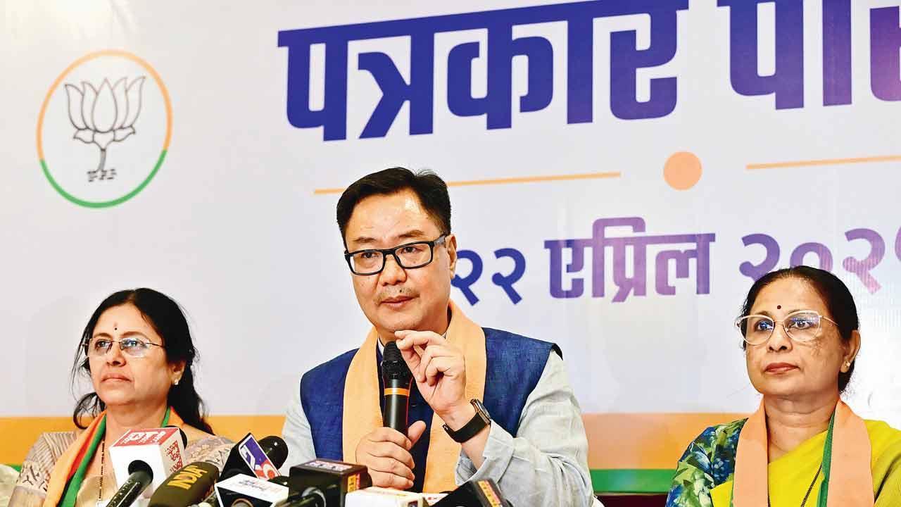 Mumbai: Opposition spreading lies about Waqf (Amendment) Act, says Kiren Rijiju
