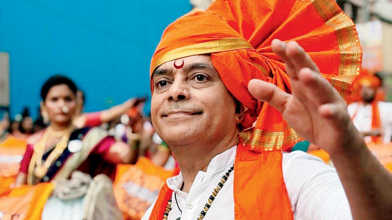 Diagnosed with Parkinson’s in 2021, Yogesh Ruparel continues to hold on to one of his most cherished traditions—playing the dhol during Gudi Padwa processions. Despite the challenges, he remains committed to this ritual. This year, he played the dhol non-stop for an hour!