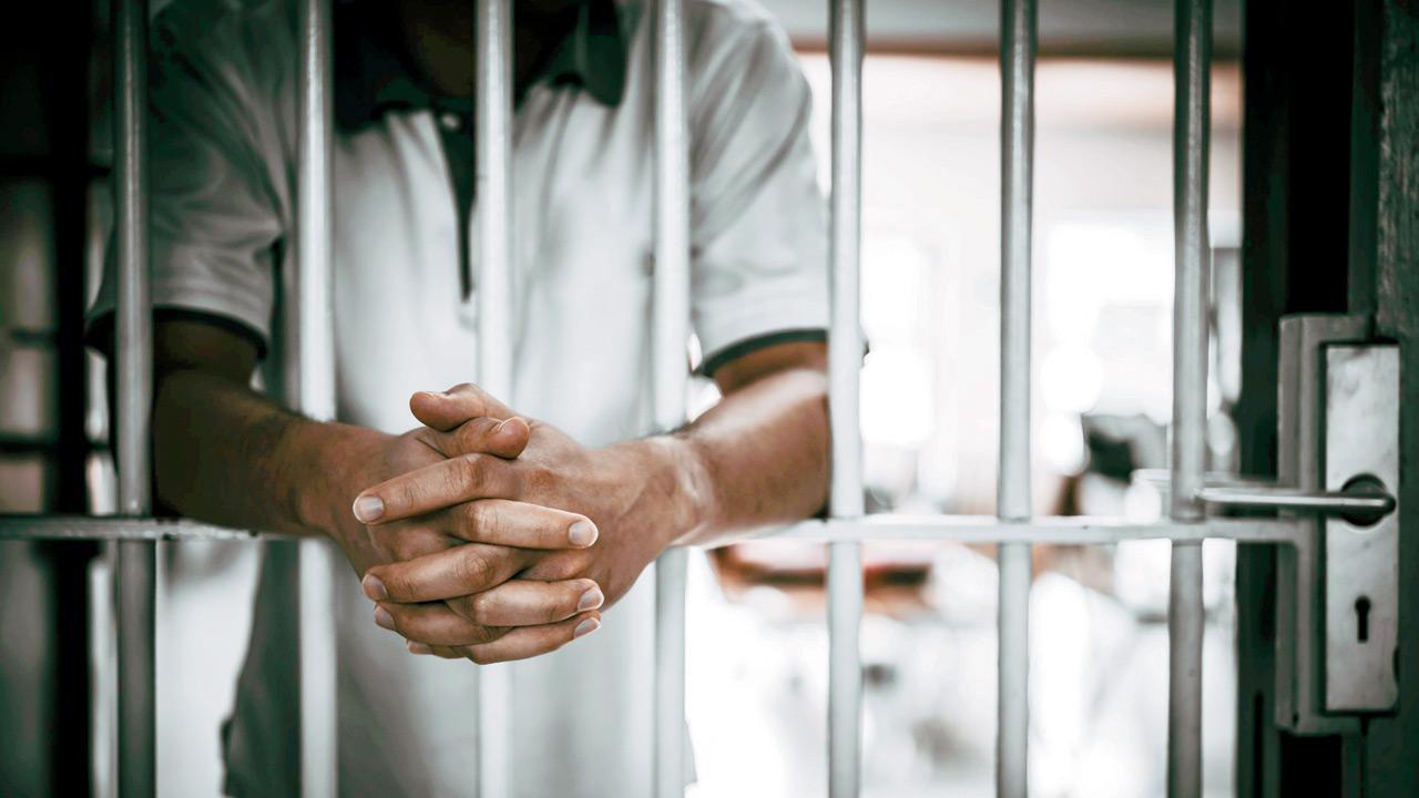 Maharashtra: Rs 5 lakh compensation for death behind bars