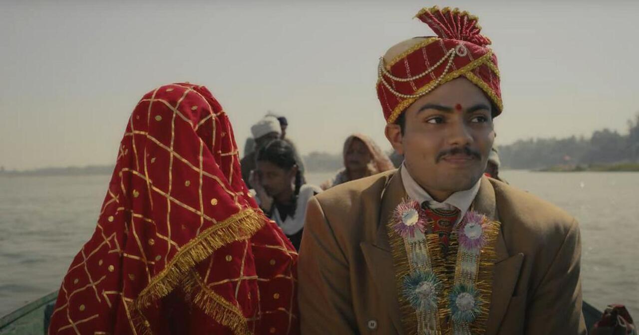 Laapataa Ladies
Kiran Rao's second directorial is an absolute must-watch for everyone. The film narrates the tale of two brides who get lost on a train owing to their ghoonghat. The film takes us through the journey of them returning to their respective homes
 