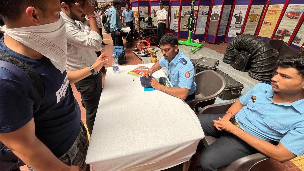 The commuters at CSMT got a rare glimpse into the tools and technology used by the city’s fire-fighters