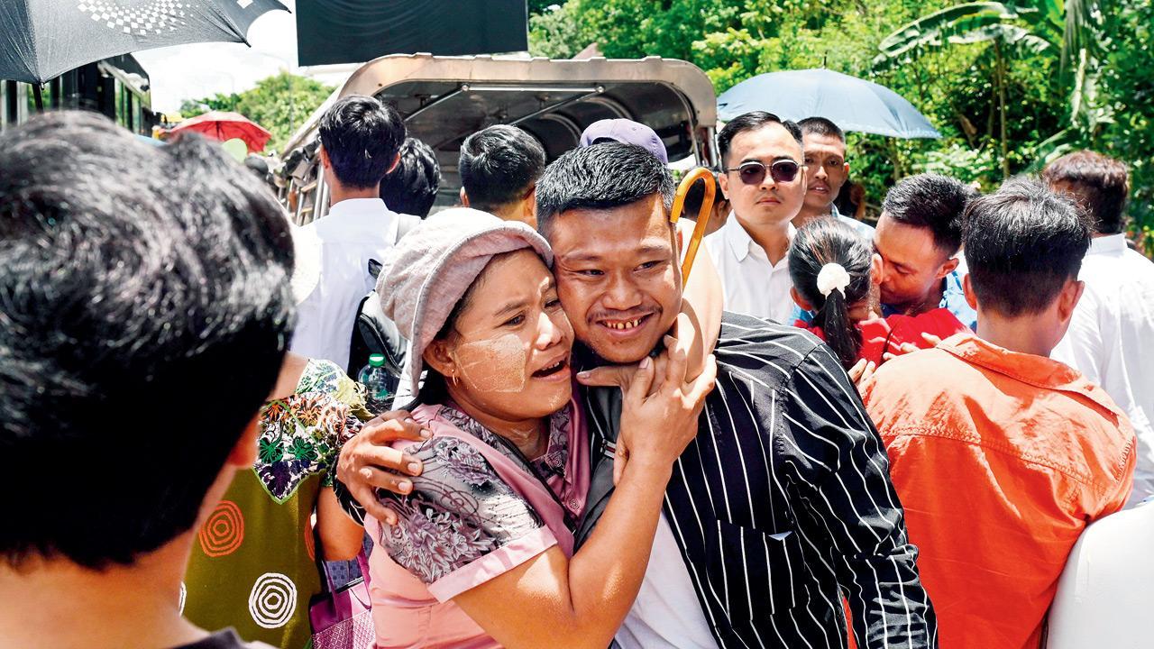 Myanmar frees 4900 from jail for New Year