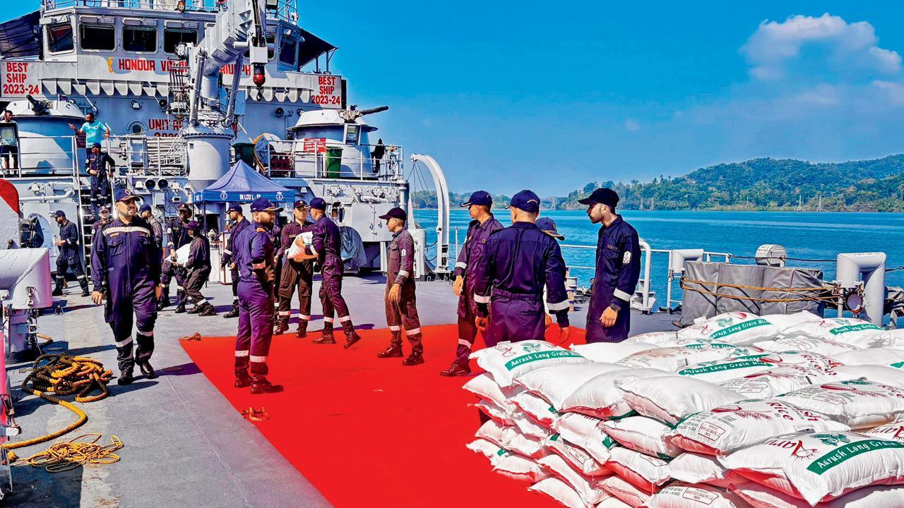 Two Indian navy ships reach Myanmar with relief material