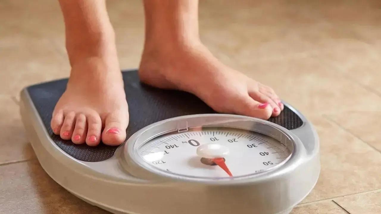 Scientists find cellular culprit behind age-related abdominal fat
