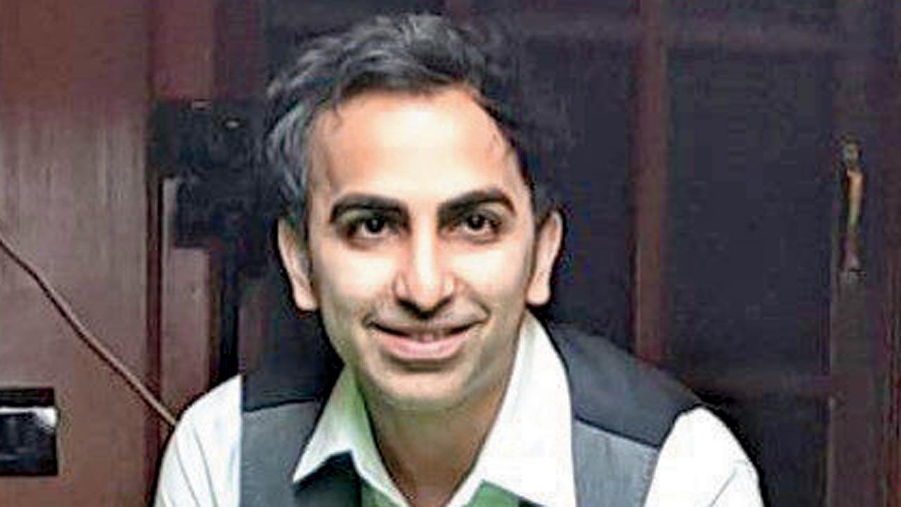 Advani reaches World Billiards final
