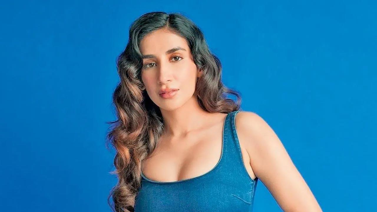 Parul Gulati reveals how it was working with Manoj Bajpayee in 'Silence’