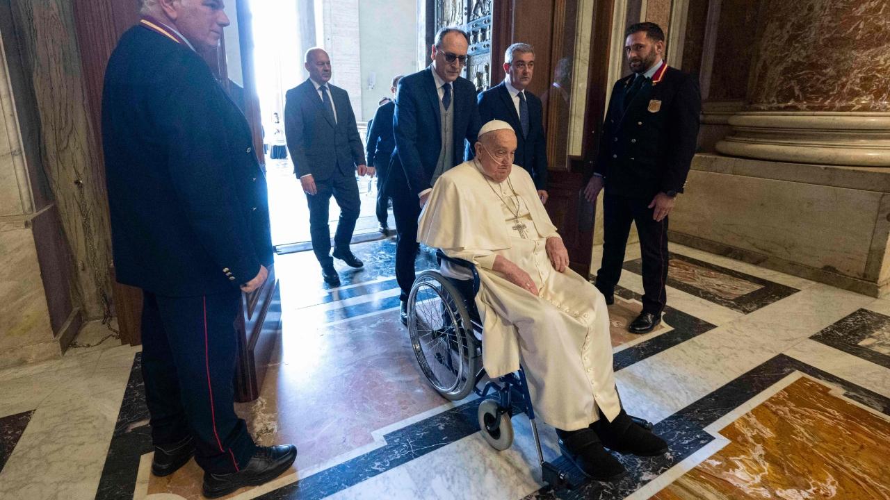 He seemed in better health than he had been seen in public, which was two weeks shortly before he was discharged from Gemelli Hospital in Rome