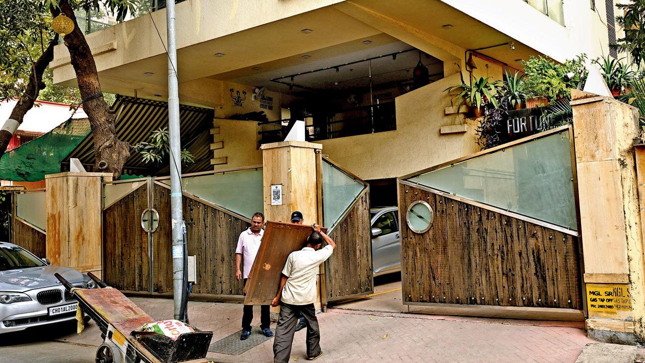 Satguru Sharan, where Saif Ali Khan and his family reside, in Bandra West and mid-day’s January 17, 18 and 26 reports. File Pic/Anurag Ahire