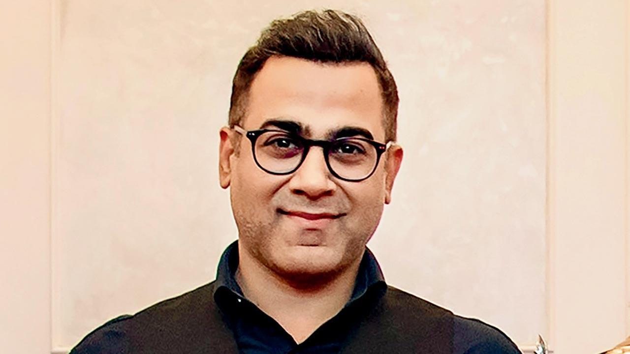 Sourav Kothari beats Pankaj Advani to clinch IBSF World Billiards title