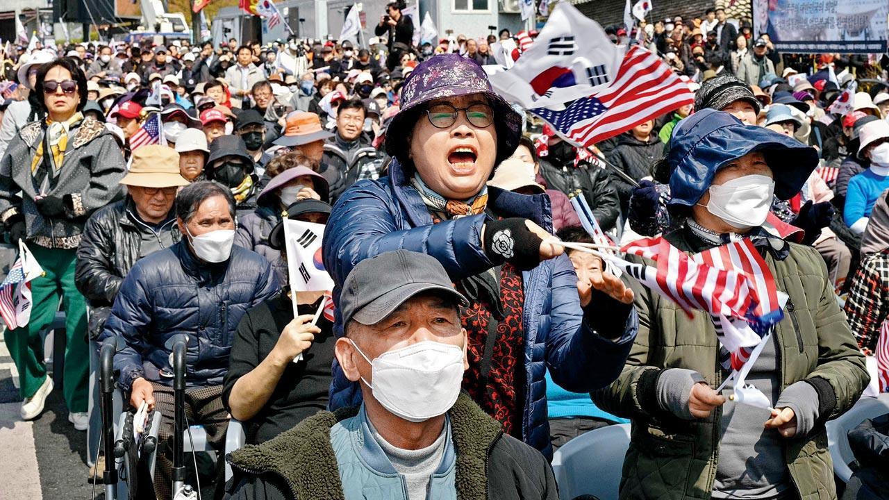 South Korea: Yoon Suk Yeol ousted as president
