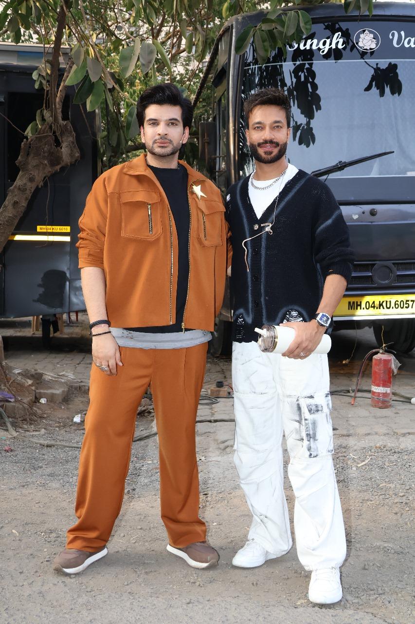 Karan Kundrra and Vicky Jain were snapped at the sets of Laughter Chefs