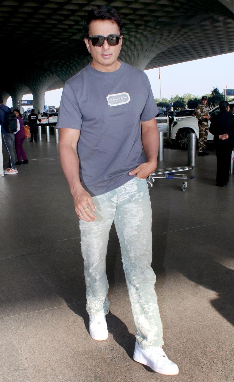 Sonu Sood looked smart as usual, as he kept a comfy airport look