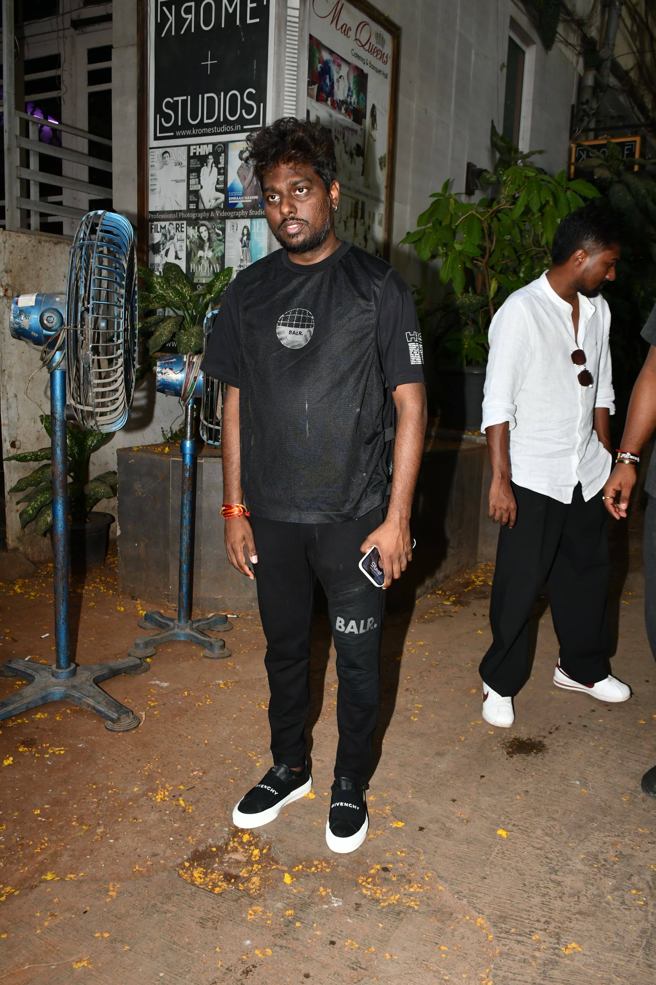 Atlee, the famous filmmaker, was snapped at the Krome Studio in Bandra. He was seen wearing comfy and casual clothes