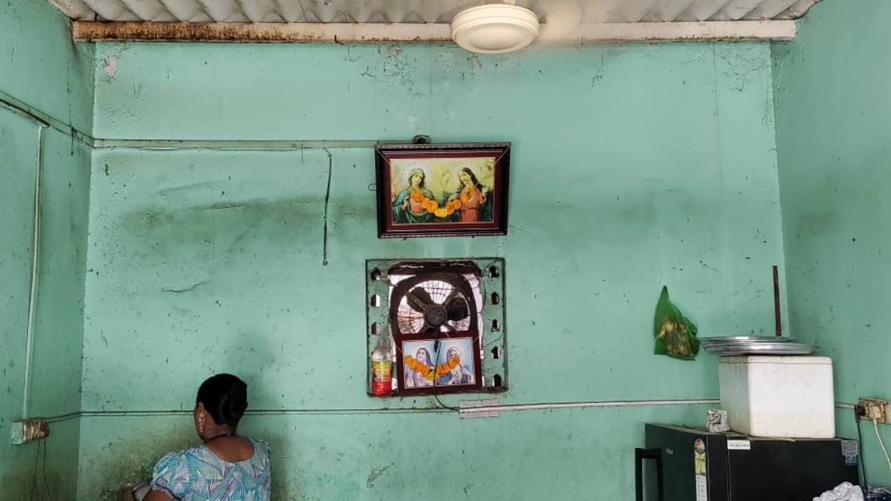 Quite inspired by his mother, the next-generation Gonsalves wants to continue the business, as he learns the ropes from her. The 19-year-old wants to even renovate the shop, and grow in Chulne, their home