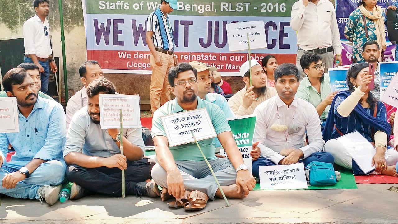 Supreme Court extends tenure of ‘untainted’ West Bengal teachers