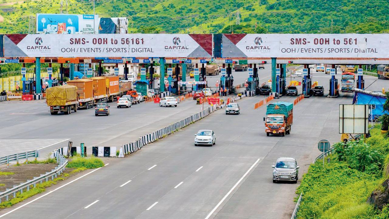 Maharashtra: EVs exempted from toll, motor tax in push for green mobility
