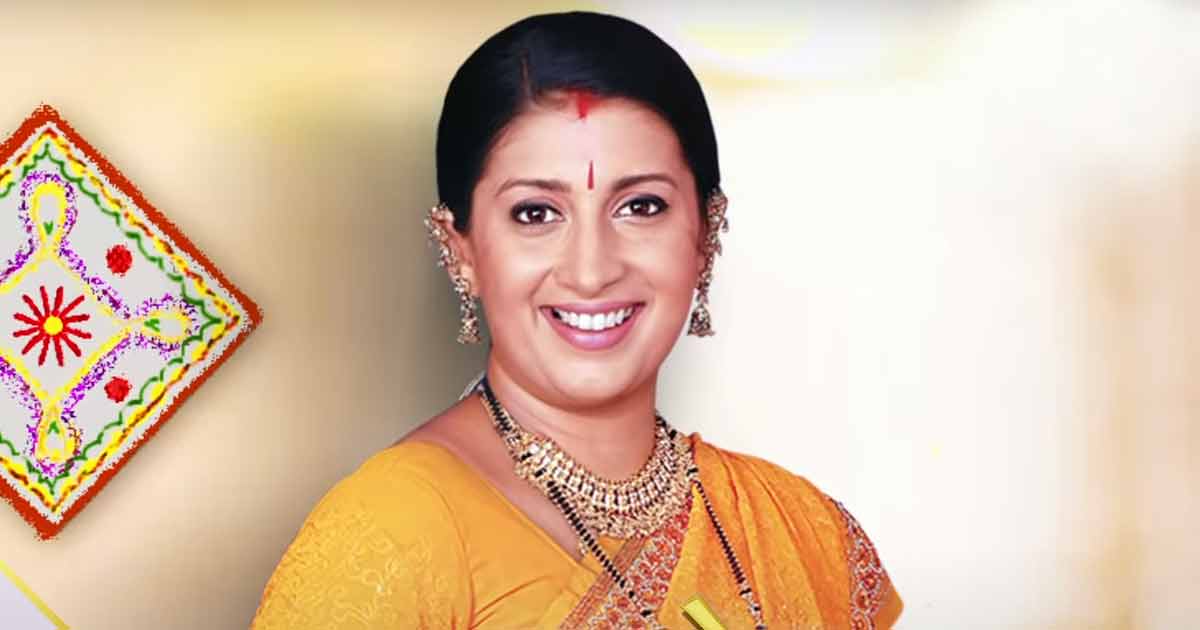 Smriti Irani - Tulsi (Kyunki Saas Bhi Kabhi Bahu Thi)
Tulsi was the heart and soul of the Virani family, often standing as the moral compass and fighting for the right values. Through the show, Smriti aka Tulsi became the epitome of the ideal daughter-in-law and mother, standing as a pillar for her family