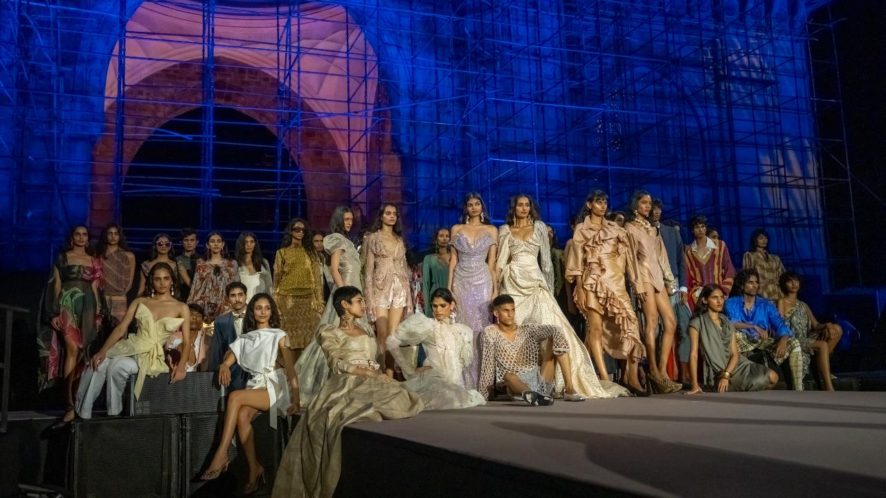 The special capsule collection aims to celebrate the craftsmanship of hand-woven fabrics, sourced from across India, provided by textile houses like Khadi India and Aaranya and Gwalior (Madhya Pradesh)