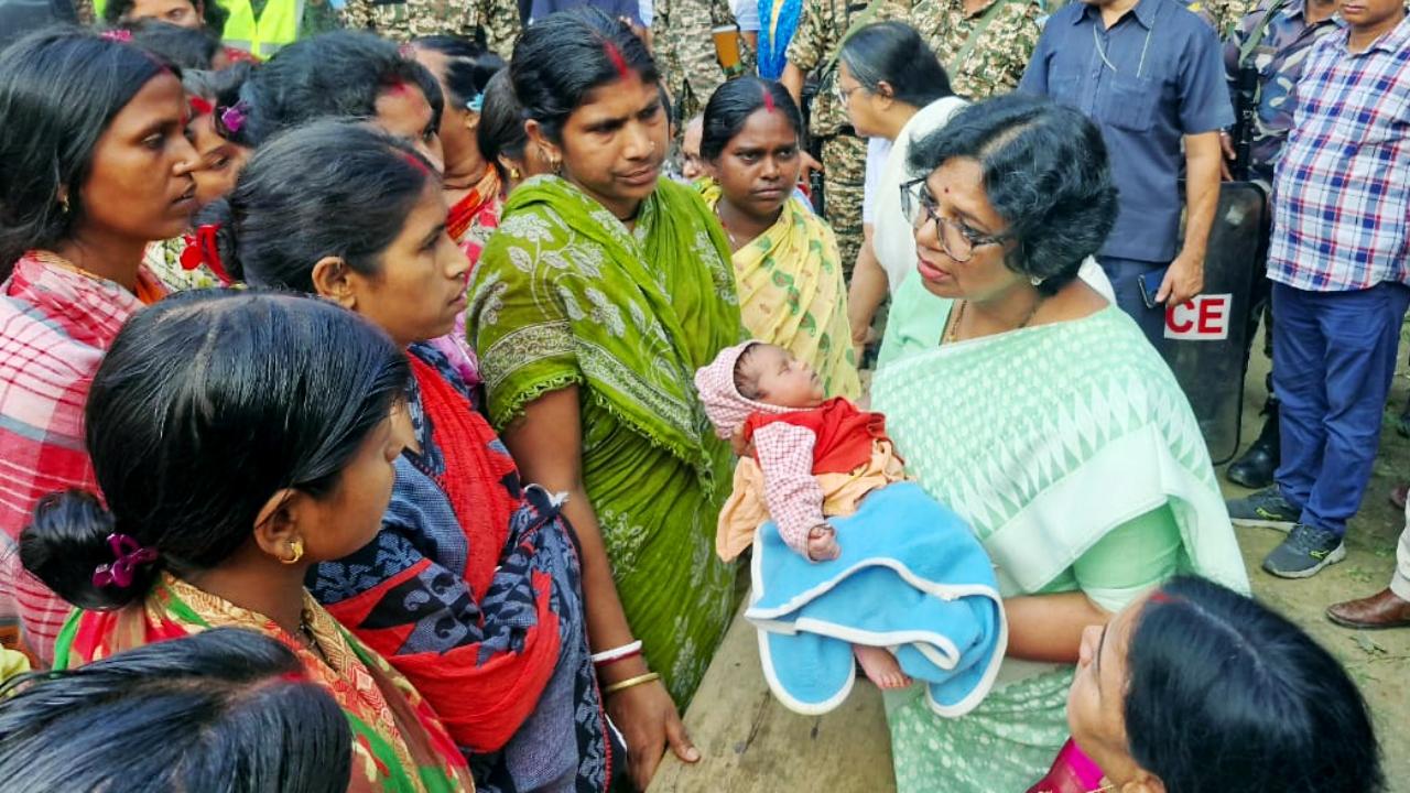 The NCW had earlier taken suo motu cognisance of the violence that broke out in Shamsherganj, Suti, Dhulian, and Jangipur areas of Murshidabad on April 11 and 12