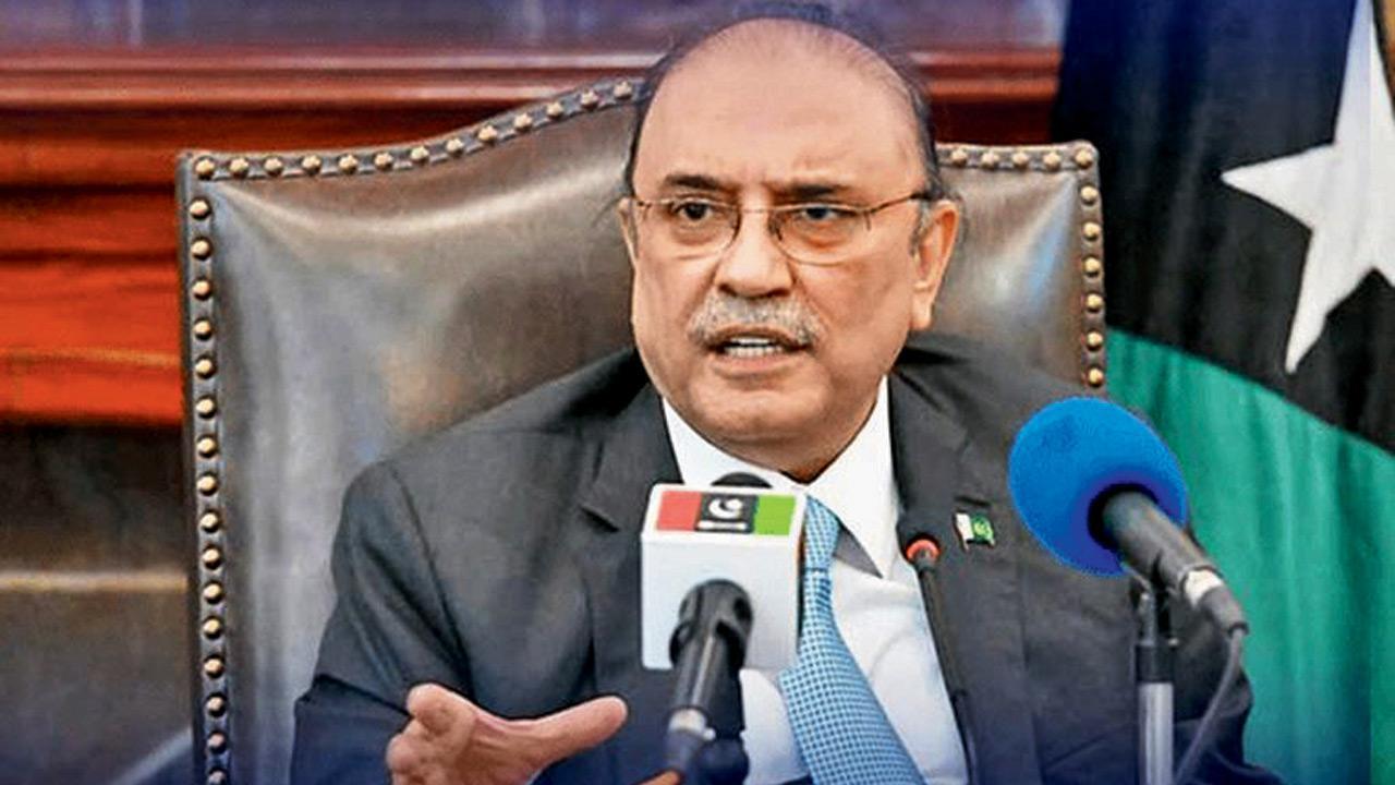 Pakistan President Asif Ali Zardari hospitalised in Karachi