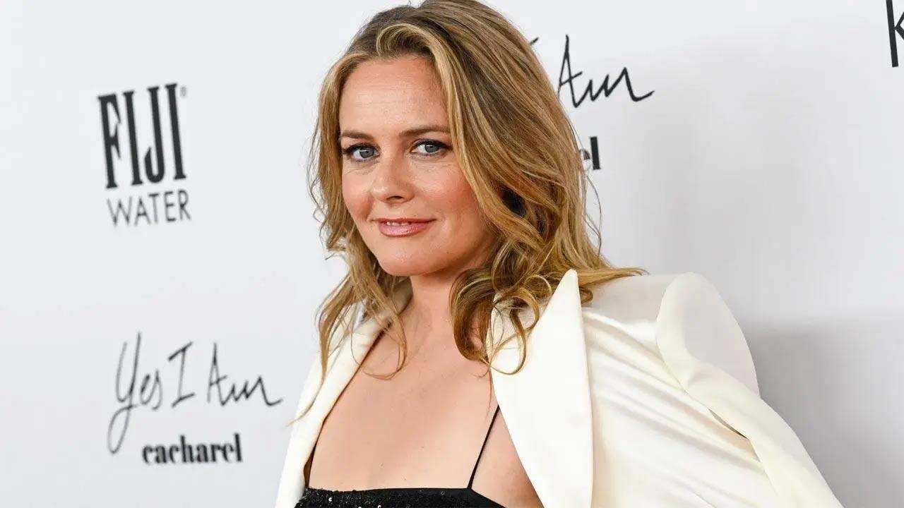 Alicia Silverstone to reprise her role in 'Clueless' sequel series