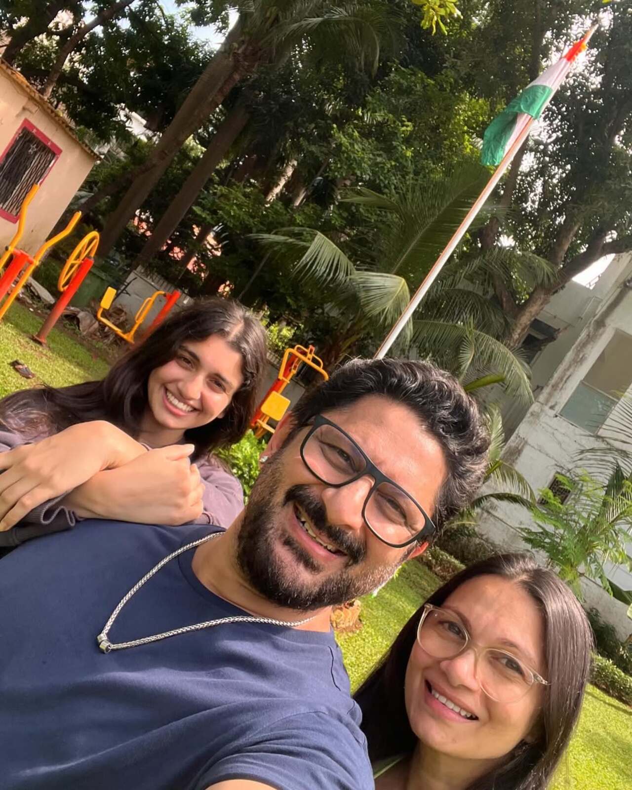 Arshad made his acting debut in 1996 with the film Tere Mere Sapne. Before that he worked in the film industry as a choreographer