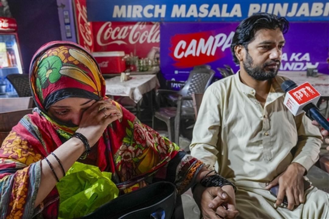 IN PHOTOS: Pakistani nationals exit India as medical visas expire