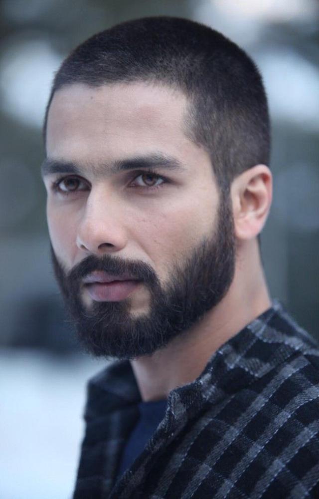 Shahid Kapoor’s crew cut look in Haider was bold and symbolic, reflecting his character’s psychological turmoil and descent into madness