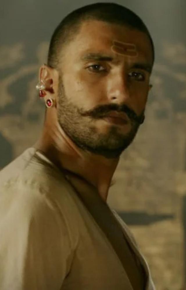 As the fearless Maratha warrior in Bajirao Mastani, Ranveer Singh nailed the buzz cut look, embodying valor and authority