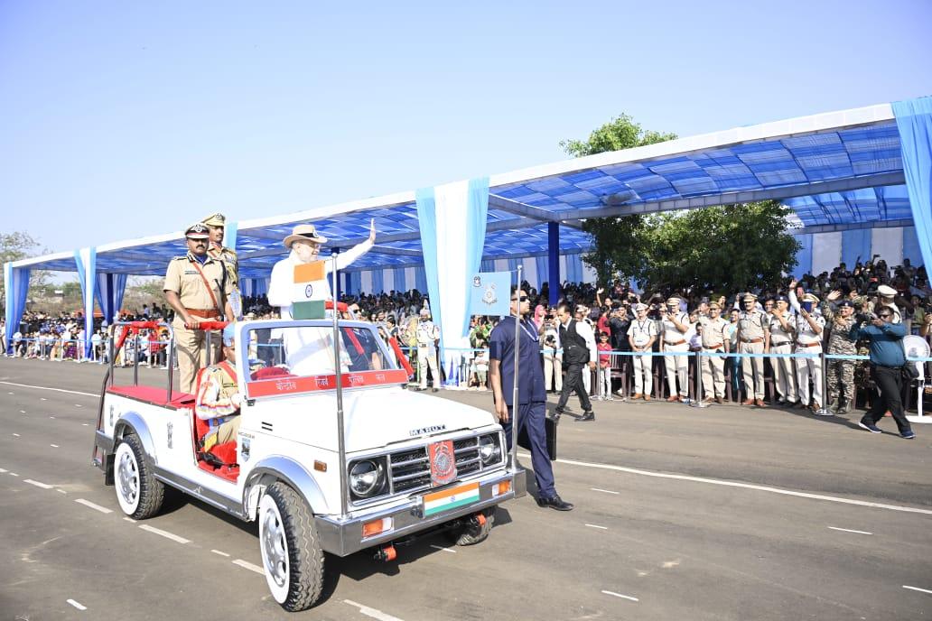 This year, the celebrations were extended, with the official parade held on 17 April in recognition of the force’s longstanding service. Neemuch holds historical significance as the birthplace of the CRPF—it was here, on 27 July 1939, that the Crown Representative Police was formed under British rule.